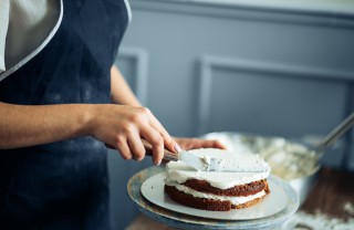 gravity cake come fare, torta gravity cake, gravity cake tutorial, decorazioni sospese torte