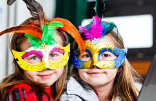maschere di Carnevale, bambini, lavoretti