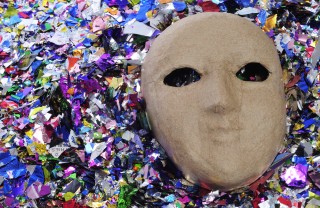 Maschere di Carnevale fai da te create con la cartapesta maschere carnevale fai da te, maschere cartapesta, come fare maschera di cartapesta