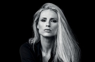 Michelle Hunziker - Io non mi volto di Paolo Spadacini