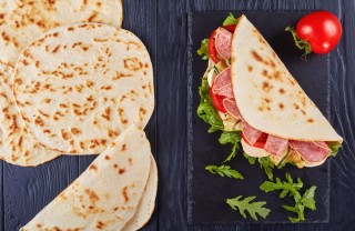 piadina, condimenti, ricette