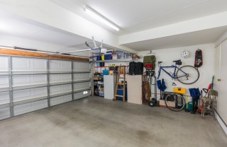 Garage ordinato come ordinare garage, come organizzare garage, idee garage, decluttering garage