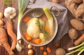 Brodo vegetale come fare brodo vegetale, brodo vegetale saporito