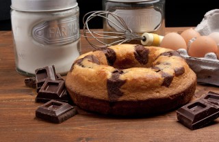 ciambellone bicolore