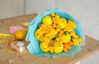 bouquet sposa frutta, bouquet matrimonio frutta, fiori sposa frutta