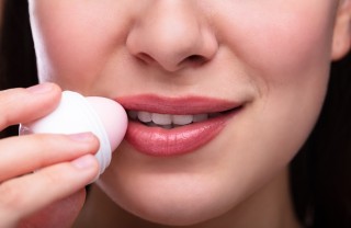 labbra secche, rimedi naturali, metodi alternativi