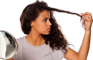 capelli ricci, riccio allisciato, rimedi naturali
