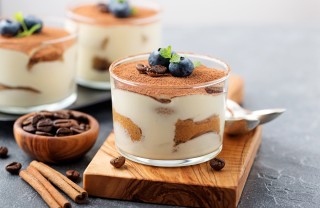 tiramisù in bicchiere, come si prepara, dolci