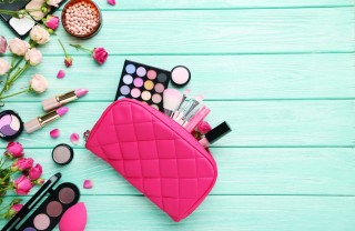 beauty case, viaggio, come risparmiare spazio