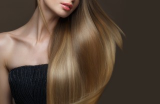 Stirare i capelli Stirare i capelli