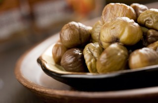 Come si cucinano le castagne bollite castagne bollite, come si preparano, lessare