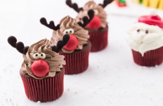 cupcake natale panna, cupcake natalizi panna, cupcake natale decorati