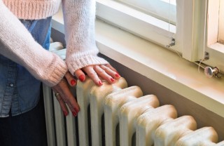 Controllo dei termosifoni come togliere aria termosifoni, come sfiatare termosifoni
