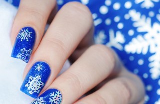 nail art, fiocchi di neve, decorazione unghie