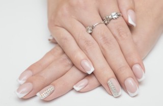 nail art 2020, decorazione unghie, tendenze bellezza