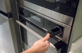 come pulire doppio vetro forno senza smontarlo, pulire doppio vetro forno, pulire tra due vetri forno 
