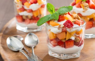 dolci cucchiaio panna montata, dolci al cucchiaio, dolci panna montata