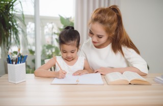 esercizi italiano bambini casa