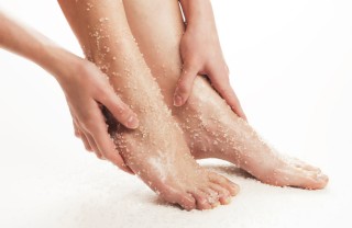 Scrub piedi fai da te scrub piedi fai da te, scrub piedi fatto casa, scrub piedi