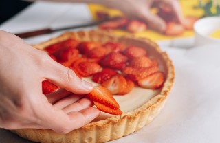 come decorare crostata fragole, decorazioni crostata fragole