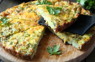 Come fare la frittata di riso al forno o in padella frittata, riso, forno o padella