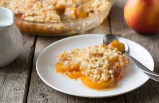 crumble pesche ricetta