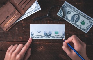 Cosa vuol dire sognare i soldi falsi sognare soldi falsi, interpretazione, significato