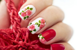 nail art, rose, decorazione unghie