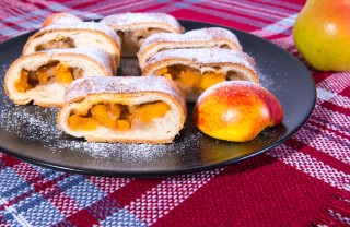 strudel pesche ricetta
