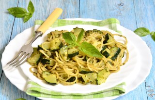 Come sostituire il provolone del Monaco negli spaghetti alla Nerano spaghetti, provolone del Monaco, ricetta alla Nerano