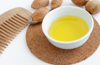 maschera capelli fai da te olio mandorle, maschera capelli fai da te, capelli olio di mandorle