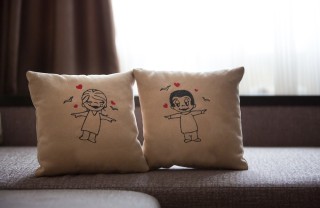 Cuscini romantici cuscini romantici fai da te, cuscini fai da te, cuscini decoupage, decoupage su stoffa
