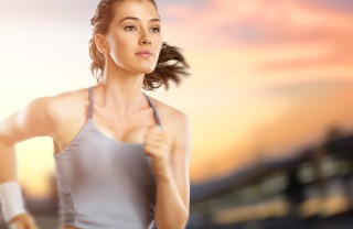 Acconciatura per fare sport all'aperto Acconciatura da donna per fare sport