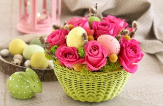 centrotavola-pasqua-fai-da-te-fiori-freschi-