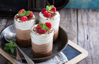 mousse tre cioccolati, come farla, dolci al cucchiaio
