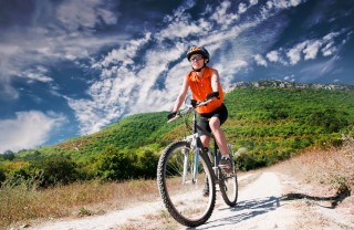 Vestirsi in mountain bike, I consigli cosa indossare mountain bike