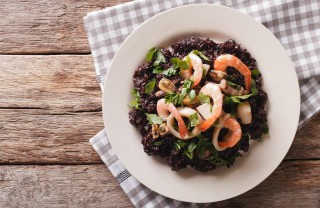 insalata riso venere, gamberetti, come farla