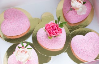 mini torte a forma di cuore, torte a forma di cuore
