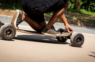 Mountainboarding, il nuovo sport da tavola mountainboarding