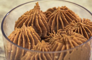 Mousse di caprino e cioccolato