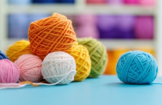 decorazione floreale fai da te decorazione lana fai da te