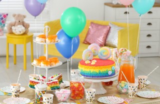 torte decorate con panna per bambini, torte decorate panna, torte decorate bambini