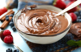 Crema pasticcera al cioccolato