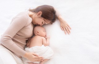Mamma e neonato Mamma e neonato