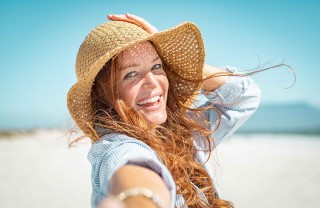 Come scegliere la protezione solare per i capelli