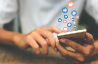 Like sui social