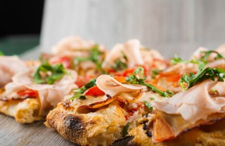 pinsa fatta in casa ricetta