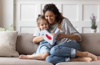  Frasi divertenti per gli auguri per la Festa della mamma