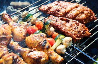 grigliata di Ferragosto Come preparare una perfetta grigliata di Ferragostogrigliata di Ferragosto