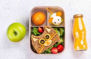 Pranzo senza mensa a scuola Pranzo senza mensa a scuola